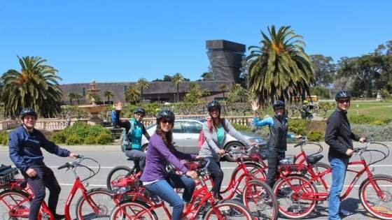 sf-bike-tour-group group on a sf bike tour