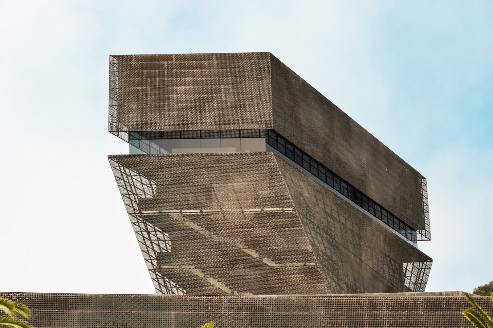 The de Young museum in San Francisco's Golden Gate Park