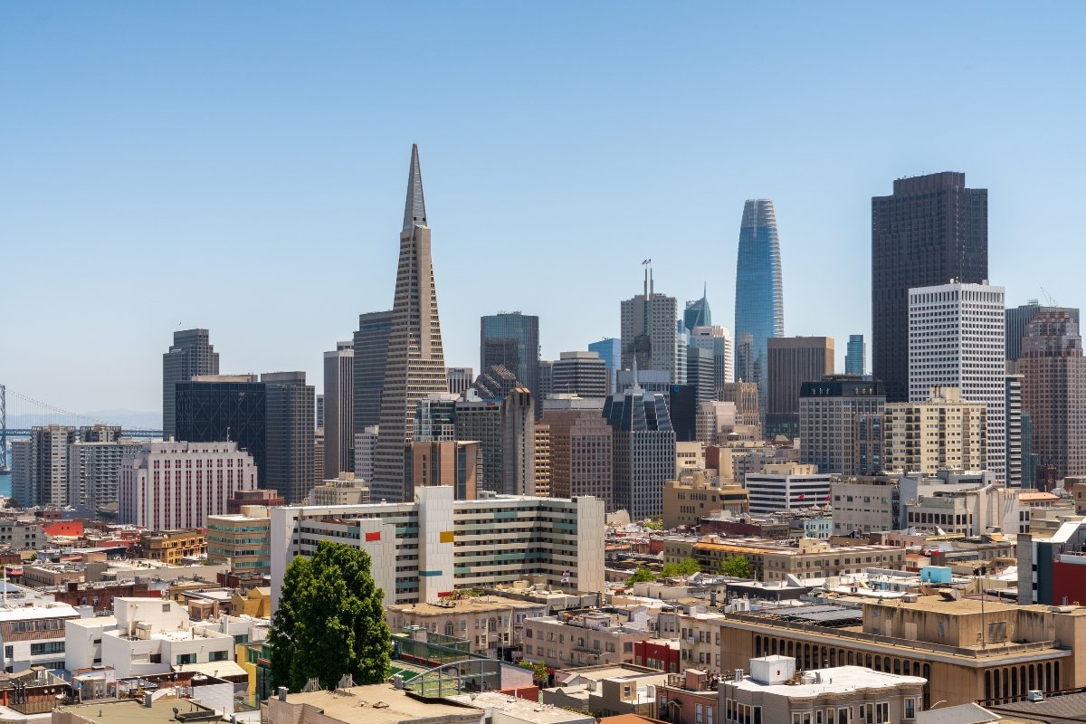 SFO city guide, downtown San Francisco skyline, urban architecture overview